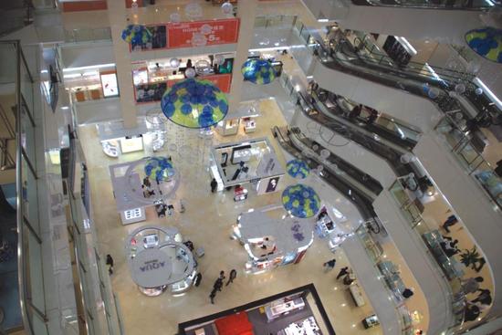 开微信请明星搞展览 百货商场反击电商的博眼球三十六计